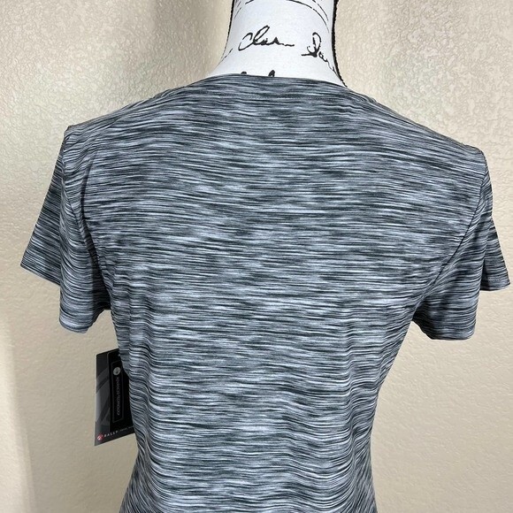 Bally Total Fitness gray top women active top gray short sleeve  size M gym yoga - Picture 9 of 12